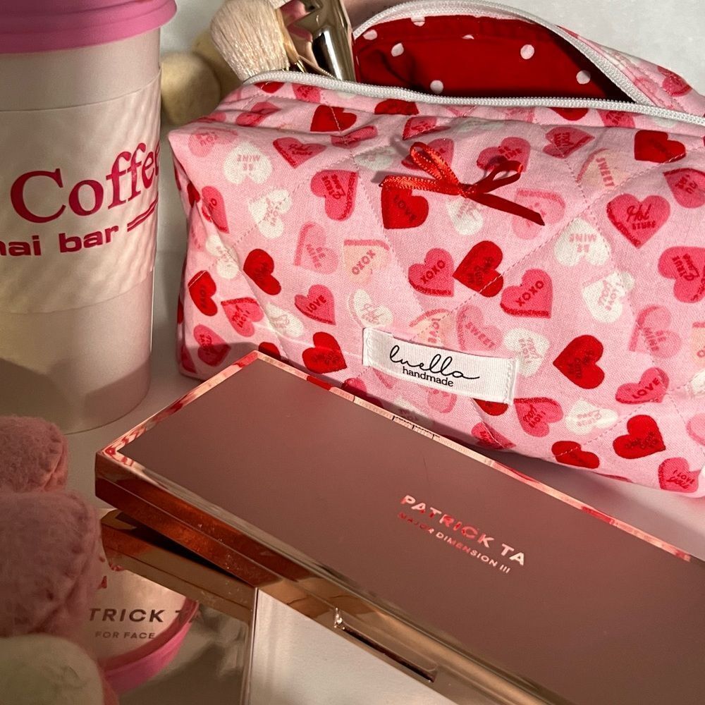 makeup bag 